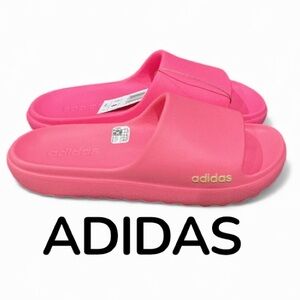 New authentic Adidas signature designer sandals woman’s MISMATES 7 8 display